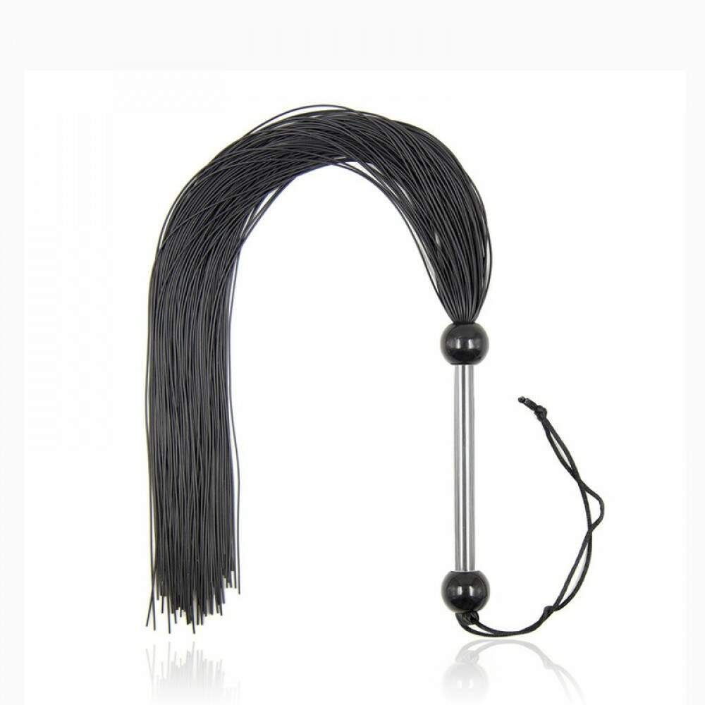 Chicote com Franja em Borracha — flogger BDSM para impacto controlado